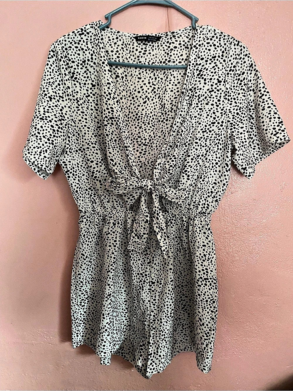 SHEIN Dalmatian Print Tie Front Short Sleeve Romper Medium